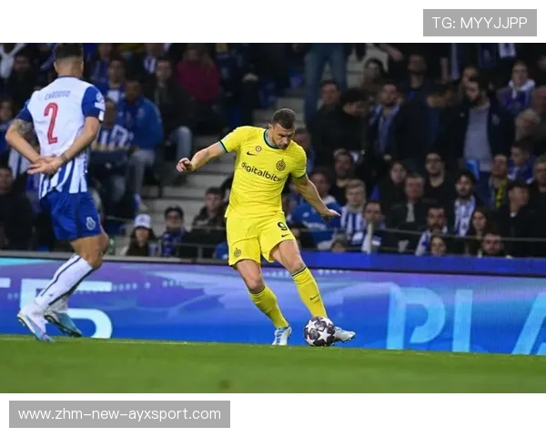 波尔图塔雷米远距离劲射惊艳全场回放